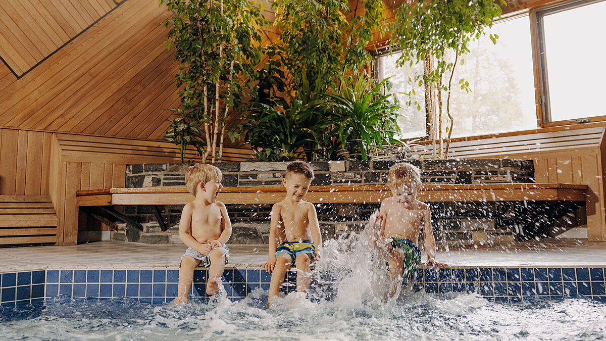 Ashley Daphne Photography 02072022 Mountaineer Lodge 31 2024 11 01 200157 tgju v1648584459