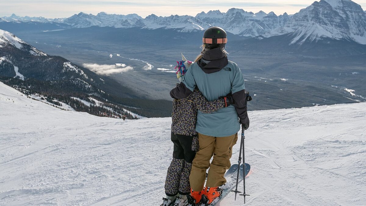 Ski Big3 Ski Family Lake Louise Reuben Krabbe 1 large f1675207086 v1675207073