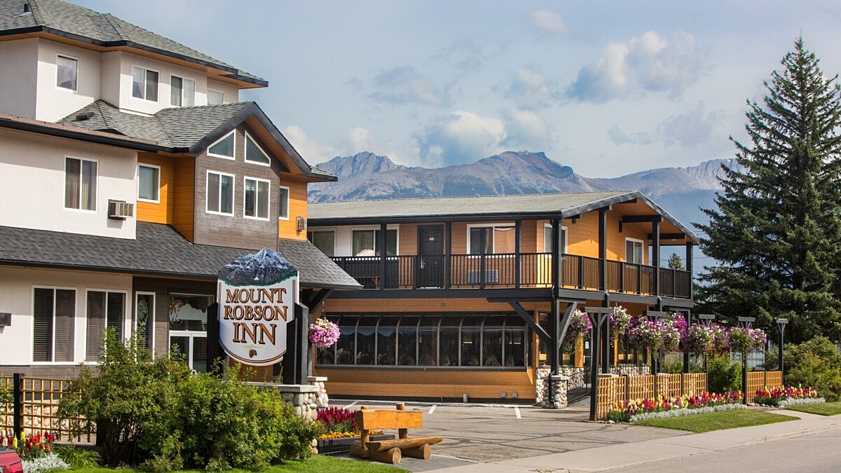 Mount Robson Inn on Jasper's Main Street